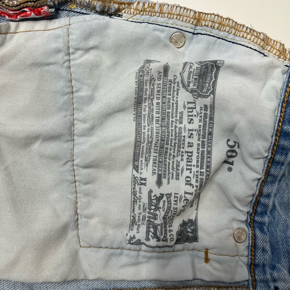 Levi's Jean Short Size W27 - Picture 9 of 14